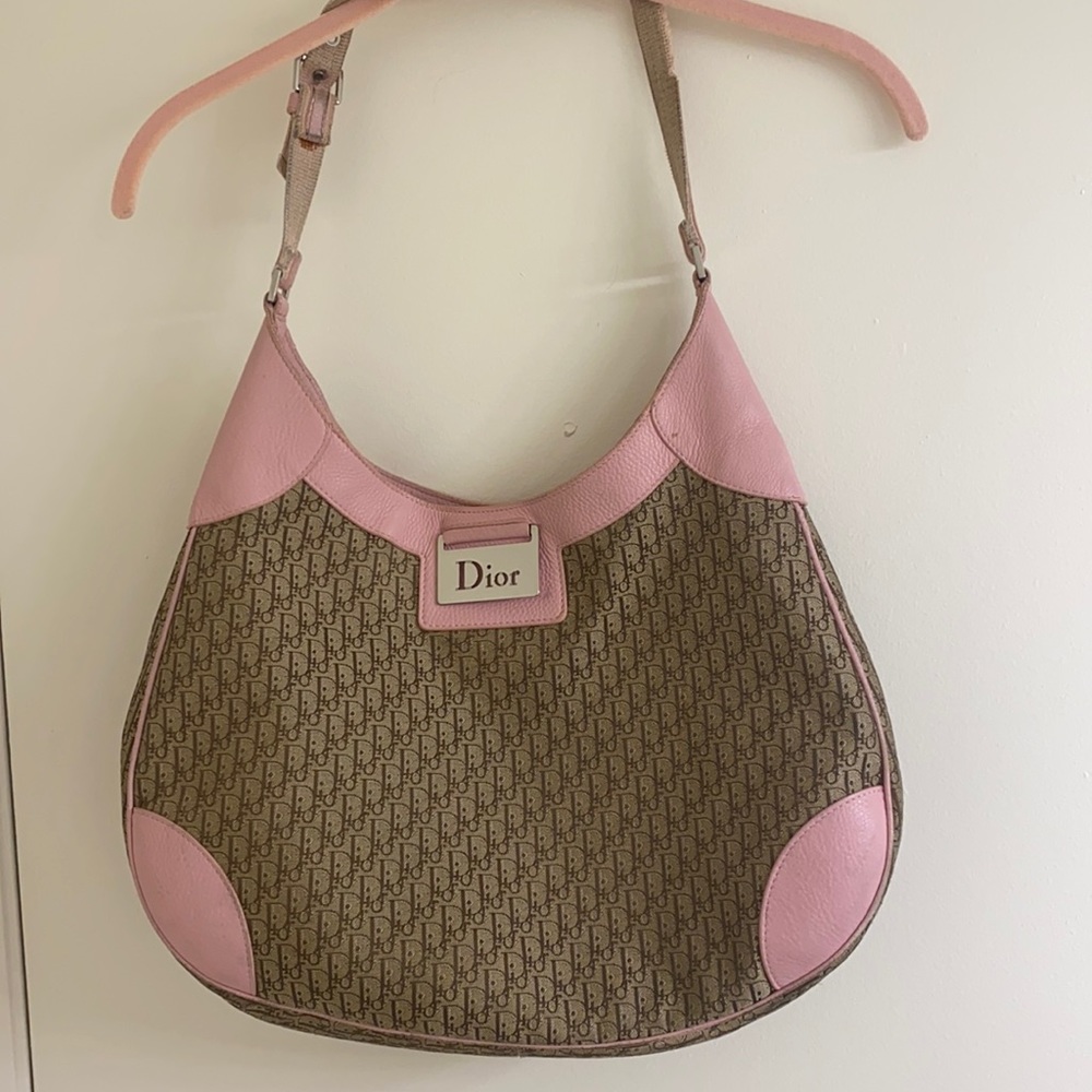 COPY - Preloved used but still in good condition.